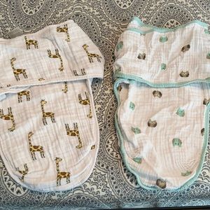 2 aden + anais swaddles